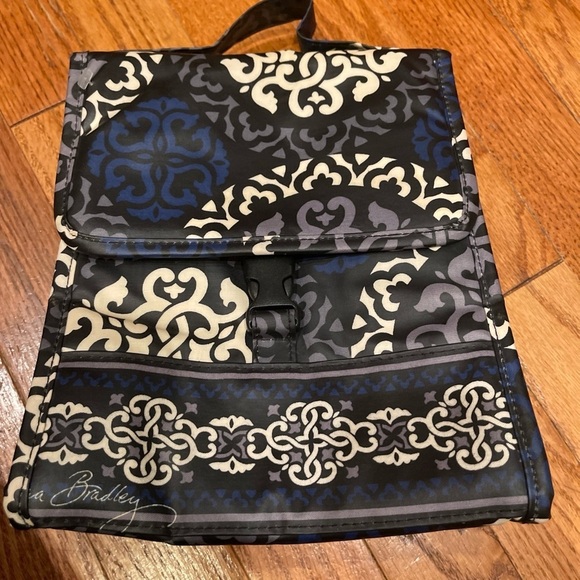 Vera Bradley Lunch Sack in Canterberry Cobalt - Picture 2 of 7